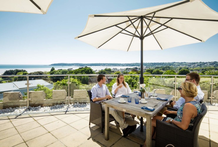 indigos-lounge-bar-and-terrace-jersey