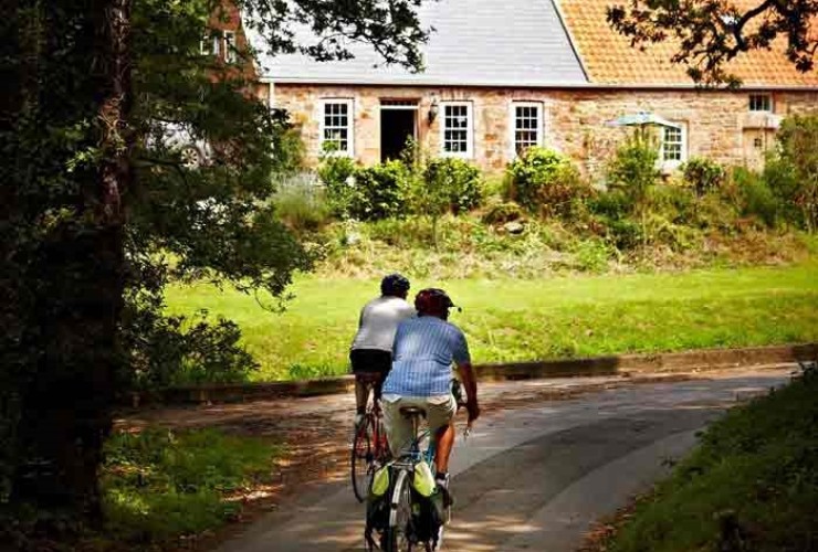 cycling in st lawrence jersey