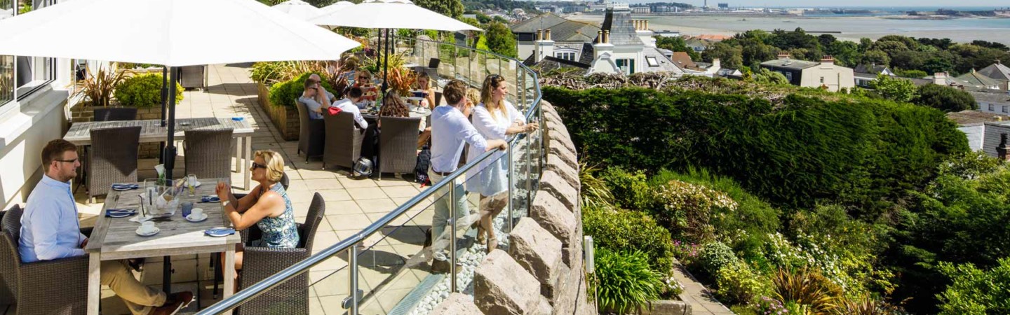 hotel-cristina-jersey-balcony-view