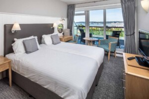 chambre-standard-avec-balcon-et-vue-sur-la-mer
