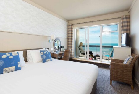 golden-sands-hotel-jersey-sea-view-balcony-room
